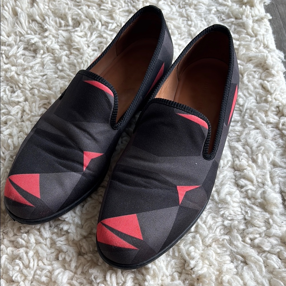 Stylish Black and Red Men's Slip-On Shoes